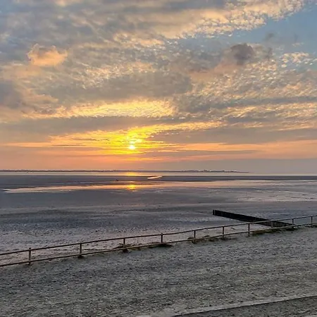 Vue Avec Grande Terrasse Sur La Le Crotoy
