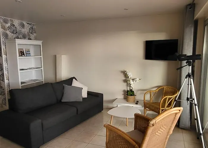 Vue Avec Grande Terrasse Sur La * Le Crotoy