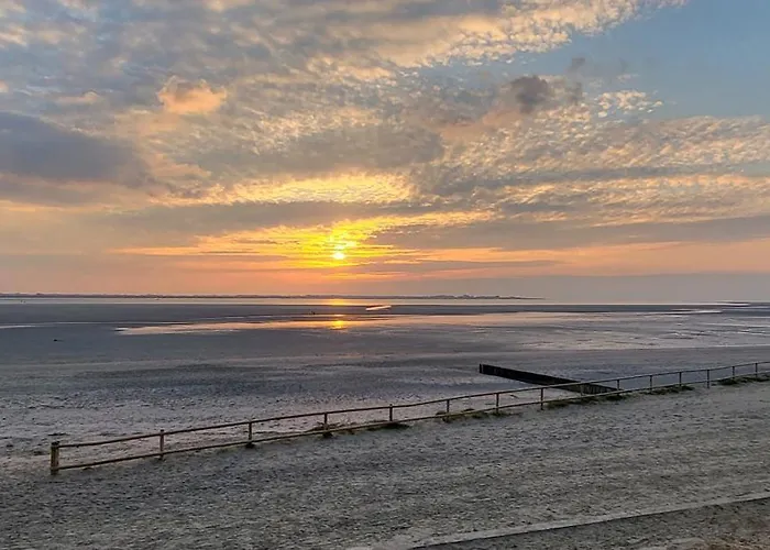Vue Avec Grande Terrasse Sur La Le Crotoy