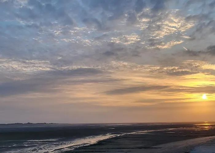 Vue Avec Grande Terrasse Sur La Apartment